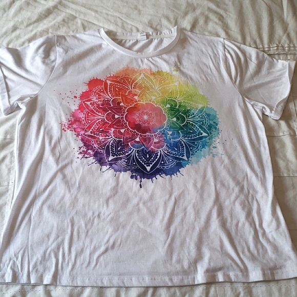 🌷PIXIE LADY - Multicolored Watercolor Lotus Crewneck Tee - Size 1X - Picture 4 of 6